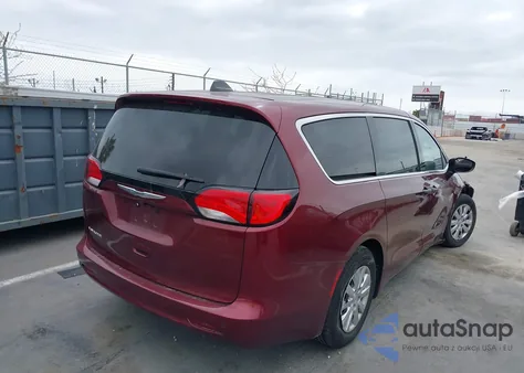 2021 Chrysler Voyager L z USA, uszkodzony, nr VIN 2C4RC1AG4MR558297
